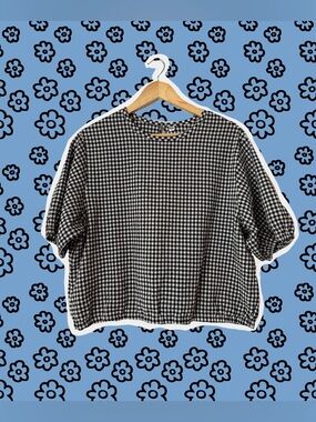 Uniqlo Black & White Gingham Boxy Crop Top